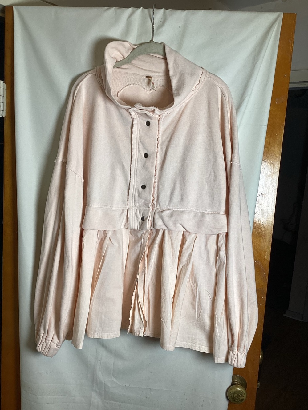 Free People boho chic top funnel neck with 2material top SZ XS/TP 100% cotton